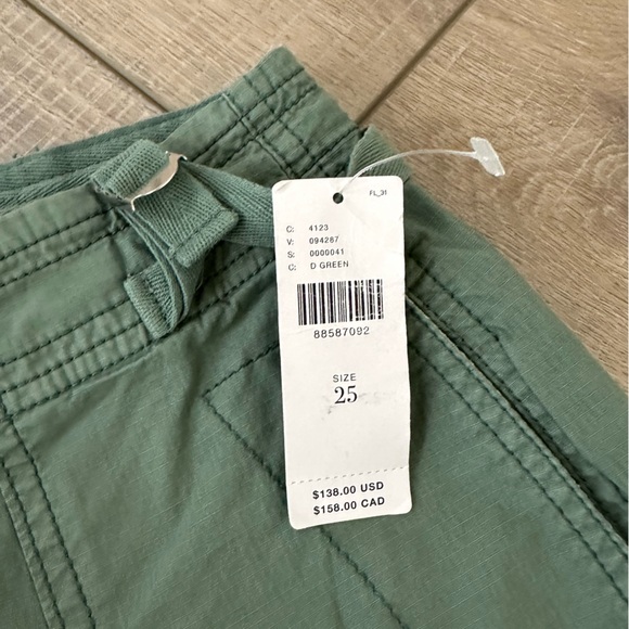 Pilcro x Anthropologie Slouchy Fit Surplus Cargo Pants in Green Size 25 NWT - Picture 6 of 9